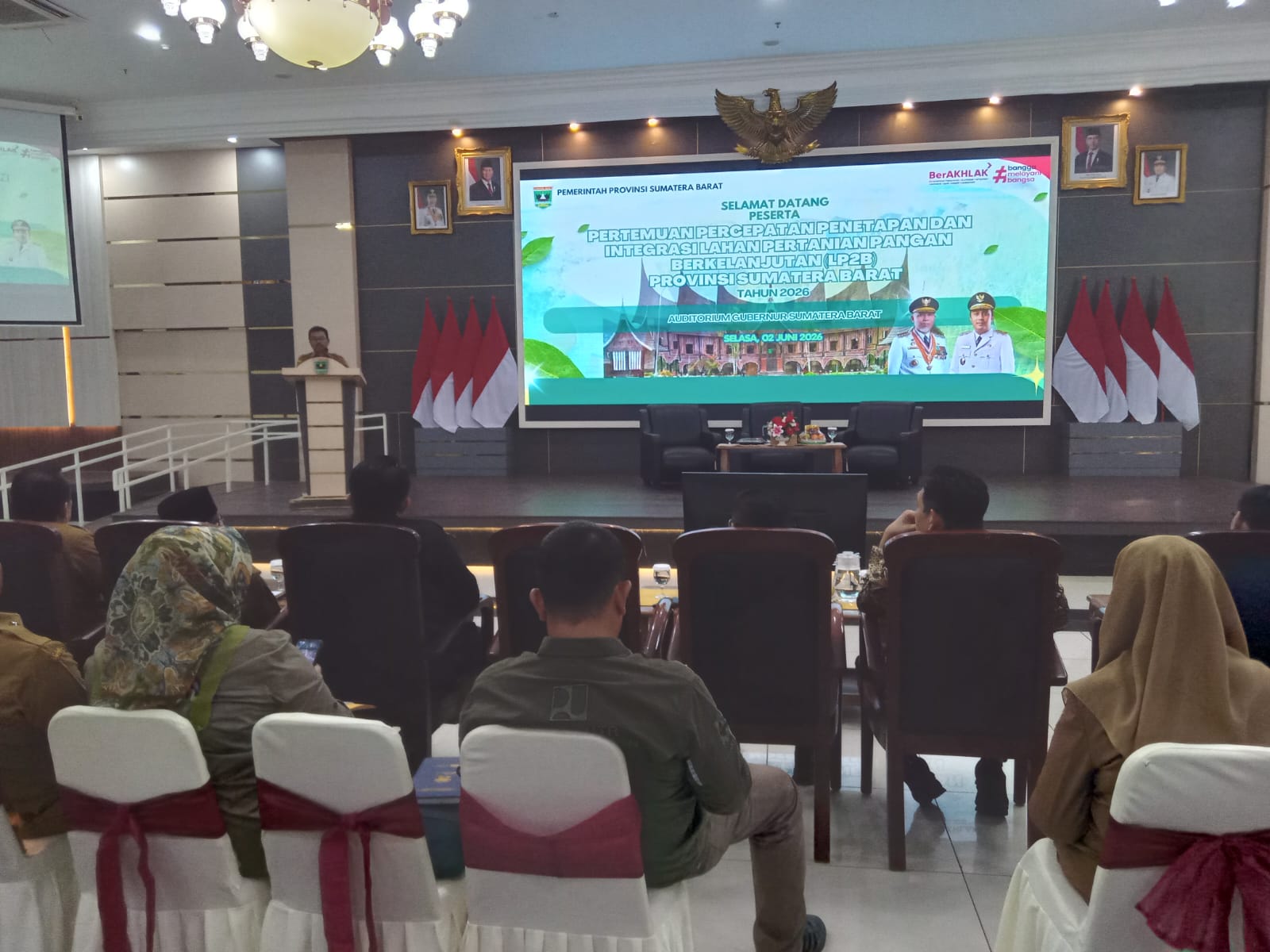 Pertemuan Percepatan Penetapan dan Integrasi Lahan Pertanian Pangan Berkelanjutan (LP2B) Provinsi Su
